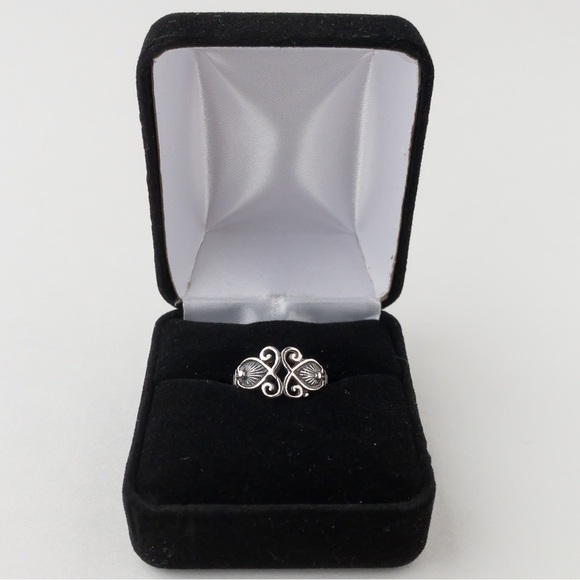 Sterling Silver Ring Band Floral Motif Metal Work Design .925 Artisan Size 4.75 - Picture 4 of 8